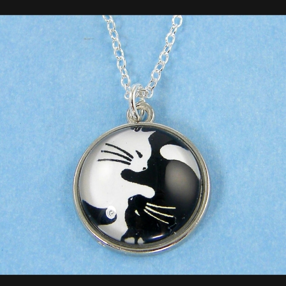 New glass cabachon yin yang cat necklace
